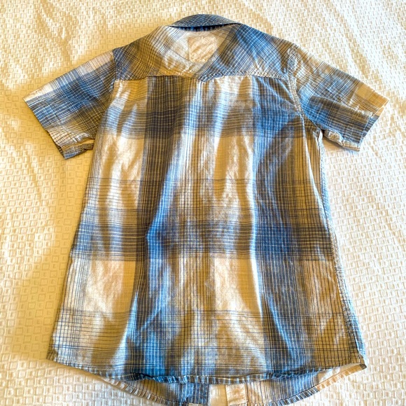 2/$30 - Boys Shirts (Set of 3) - Picture 7 of 12